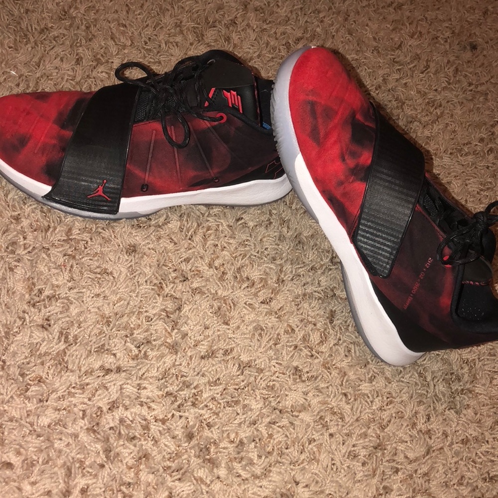 Jordan CP3.XI 11 Rocket Fuel